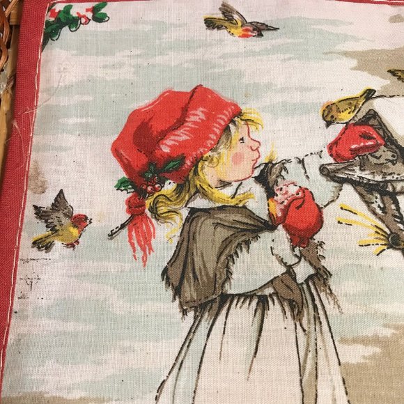 Vintage Christmas Birdhouse Napkin Bread Basket Red Ribbon Bow Holly Birds Nest - Picture 10 of 16